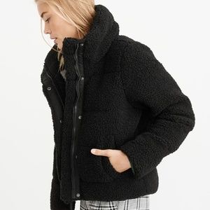 Abercrombie & Fitch BLACK SHERPA ULTRA MINI PUFFER